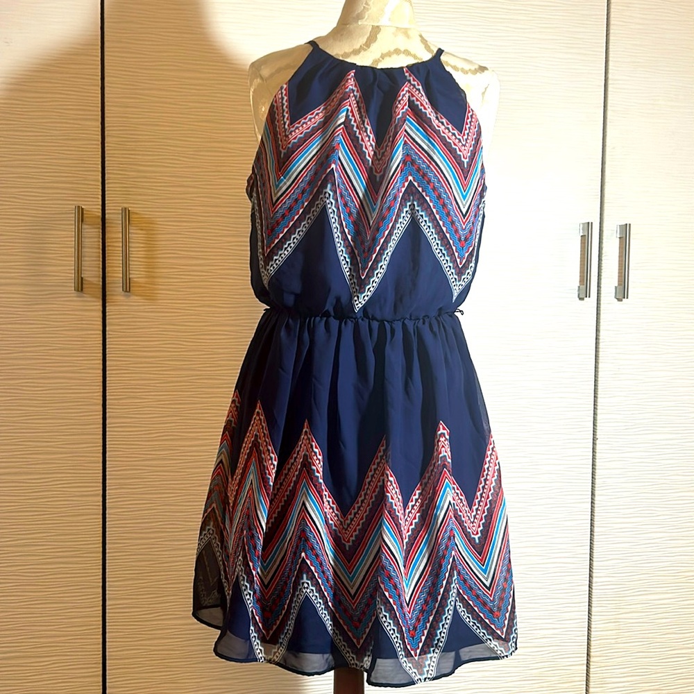 Chiffon mini dress, Sz L